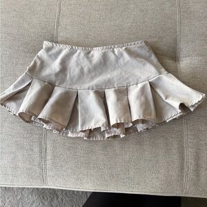 Elegant Cream Pleated Skirt